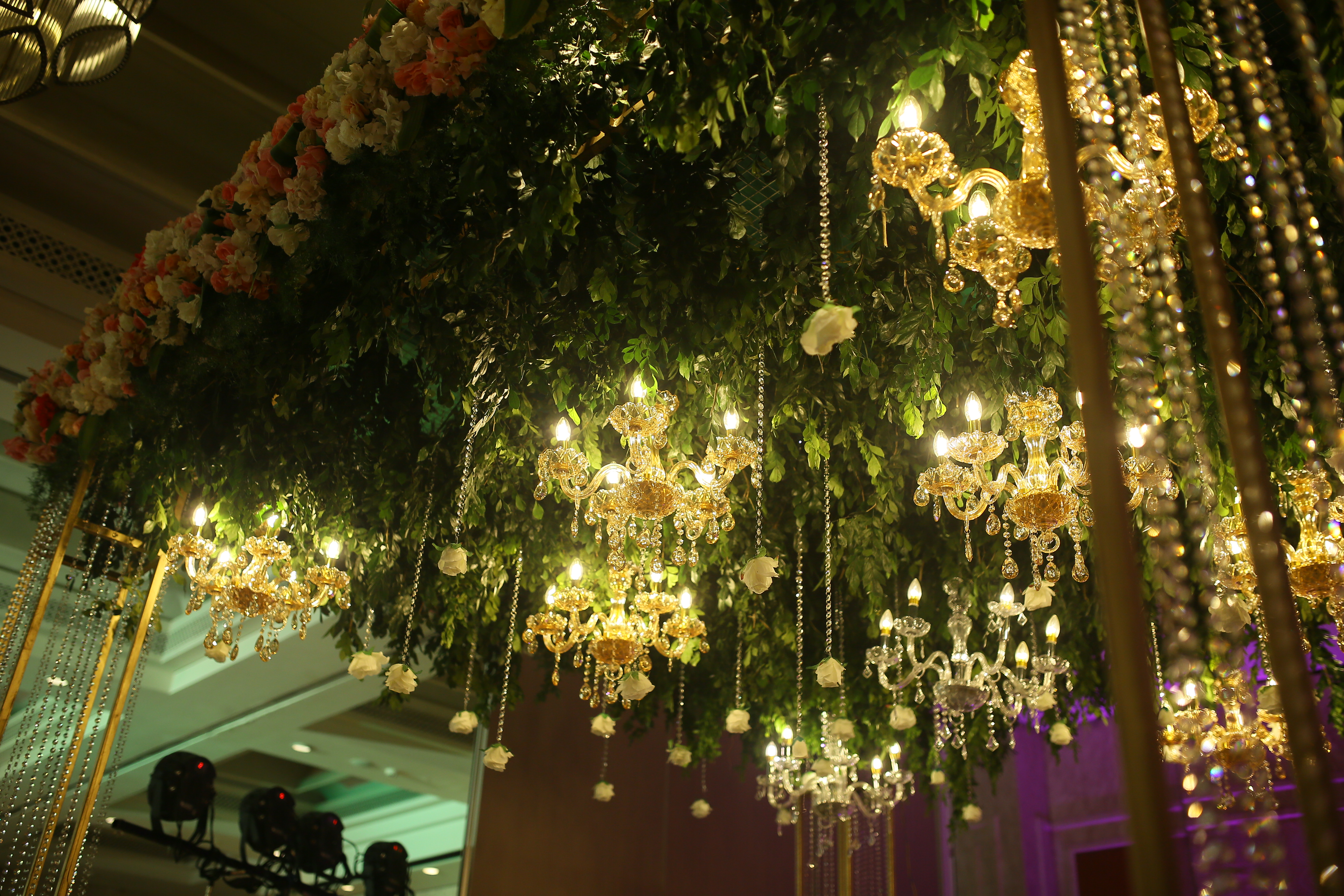 Decorque luxury wedding portfolio